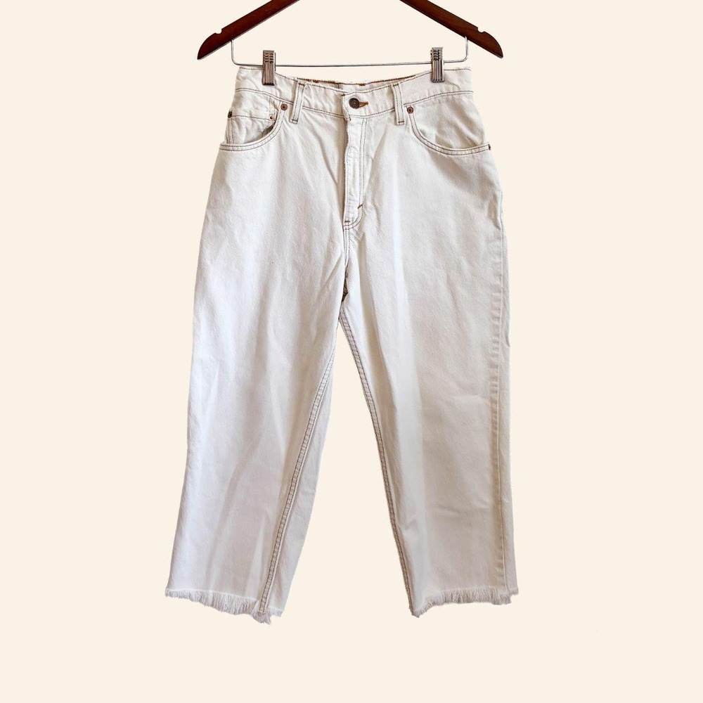Vintage Levi's 550 Relaxed Fit White Tapered Cropped Jeans